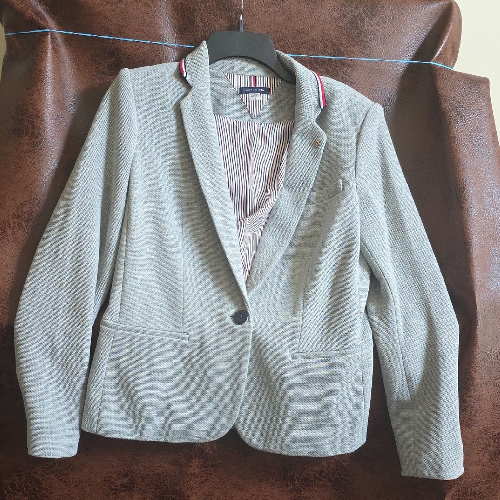 Tommy Hilfiger Light Gray Blazer with Red Trim